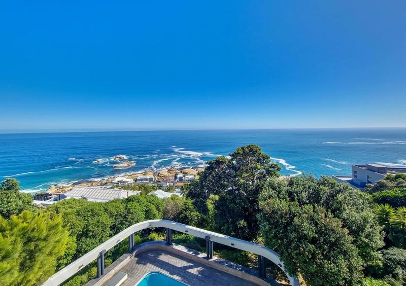 7 Bedroom Property for Sale in Llandudno Western Cape